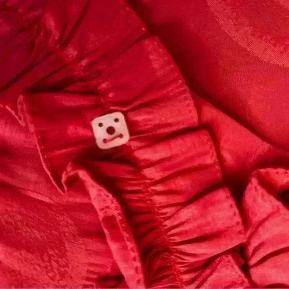 Beautiful Coral Long Sleeve Blouse - Picture 6 of 10